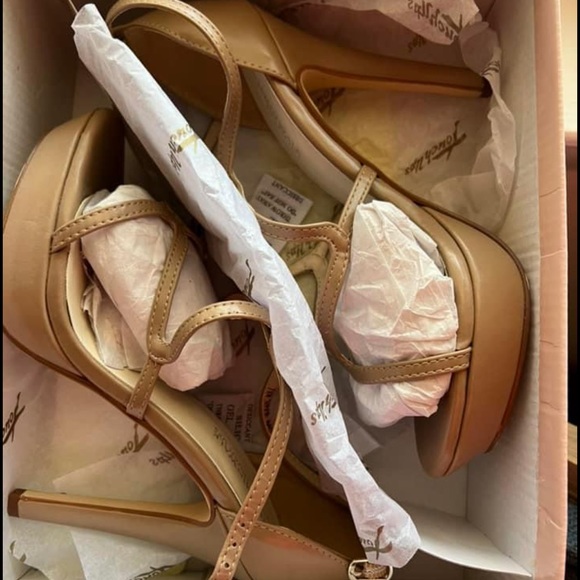 Pageant heels - Picture 1 of 4